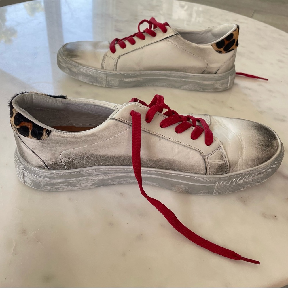 Dingo White Sneakers with Red Laces| size 8.5 M | EUC - Picture 3 of 6